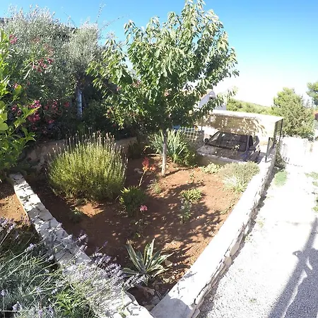 Lavander House * Rukavac (Vis)
